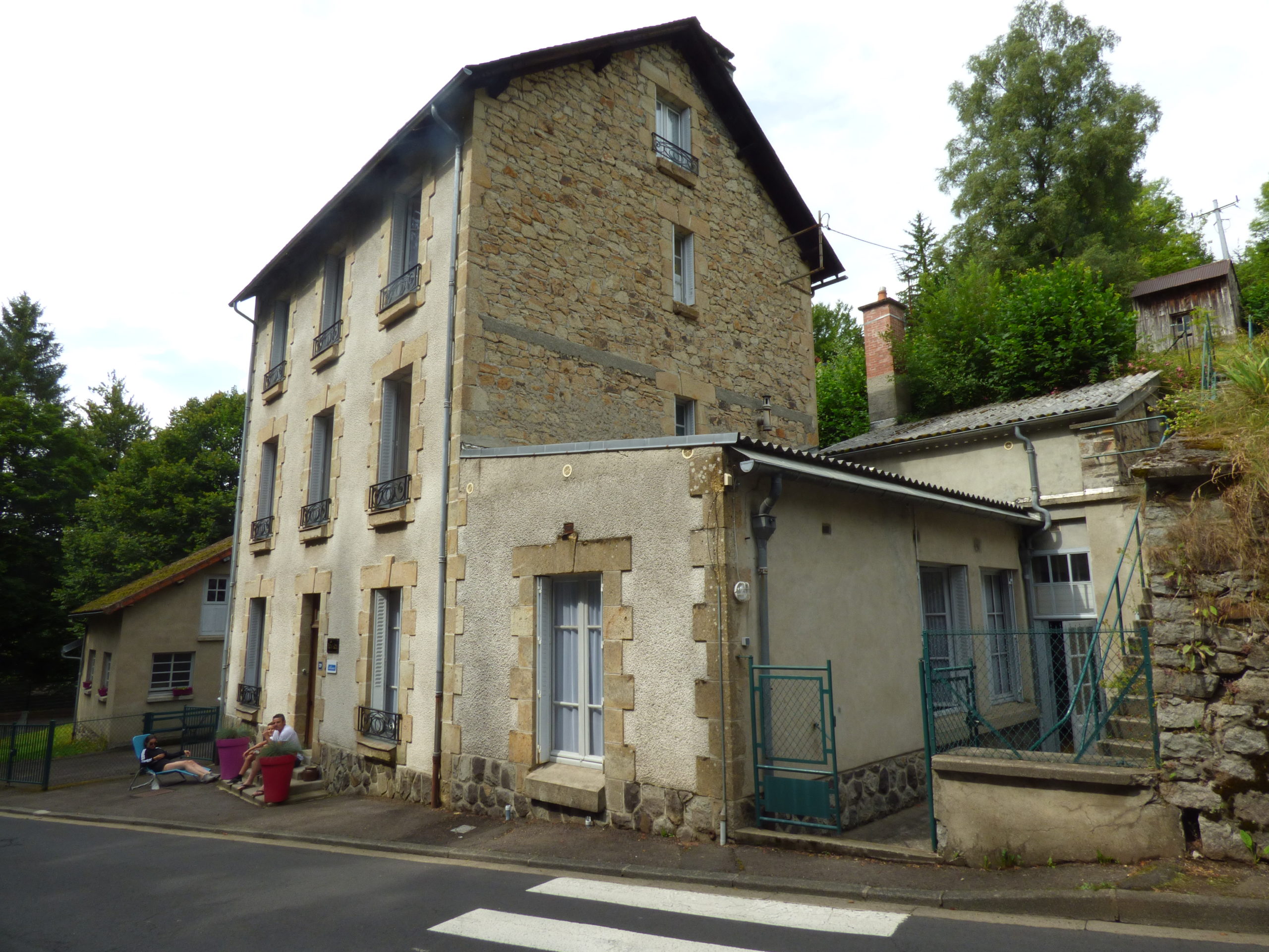 Façade du bois joli